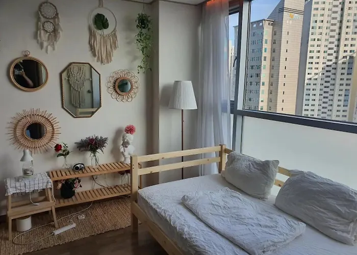Apartment Fall In The View *